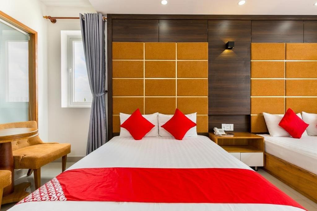 Khach San Thien Cung Hotel Ho Chi Minh City Exterior photo