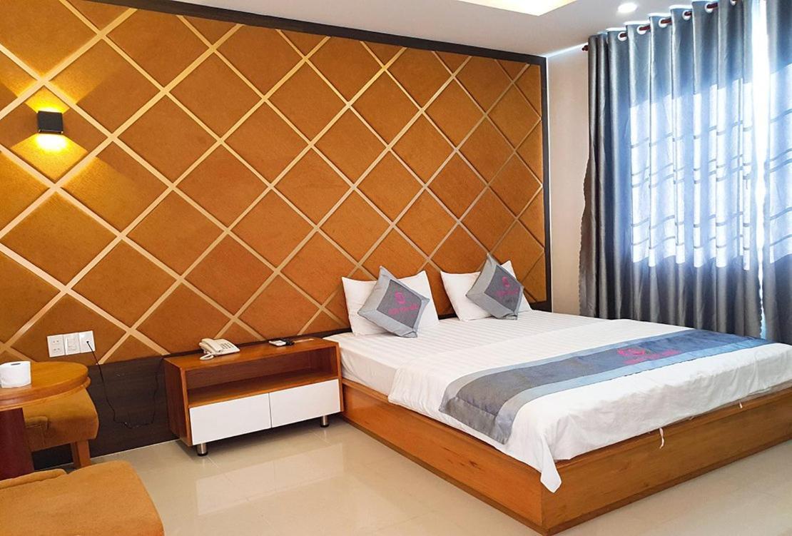 Khach San Thien Cung Hotel Ho Chi Minh City Exterior photo